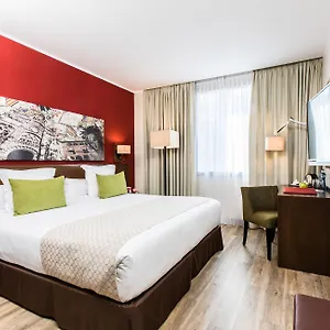 *** Hotel Leonardo Gran Via Spain